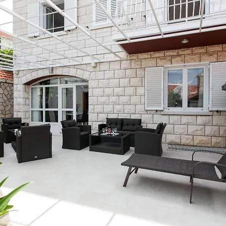 דירה Holiday King - Four Bedroom House With Terrace דוברובניק