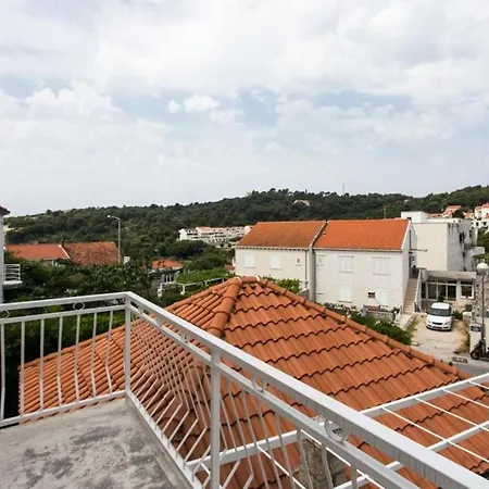 Holiday King - Four Bedroom House With Terrace * דוברובניק