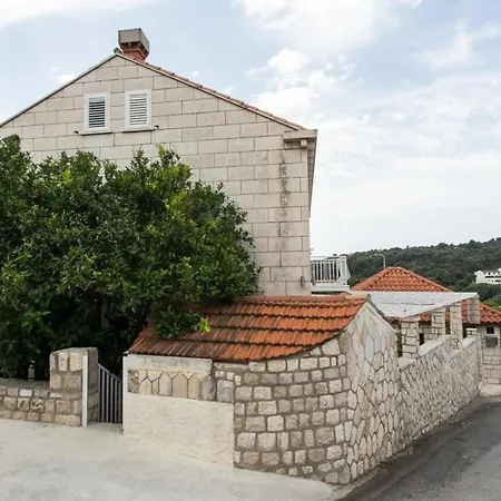 公寓 Holiday King - Four Bedroom House With Terrace